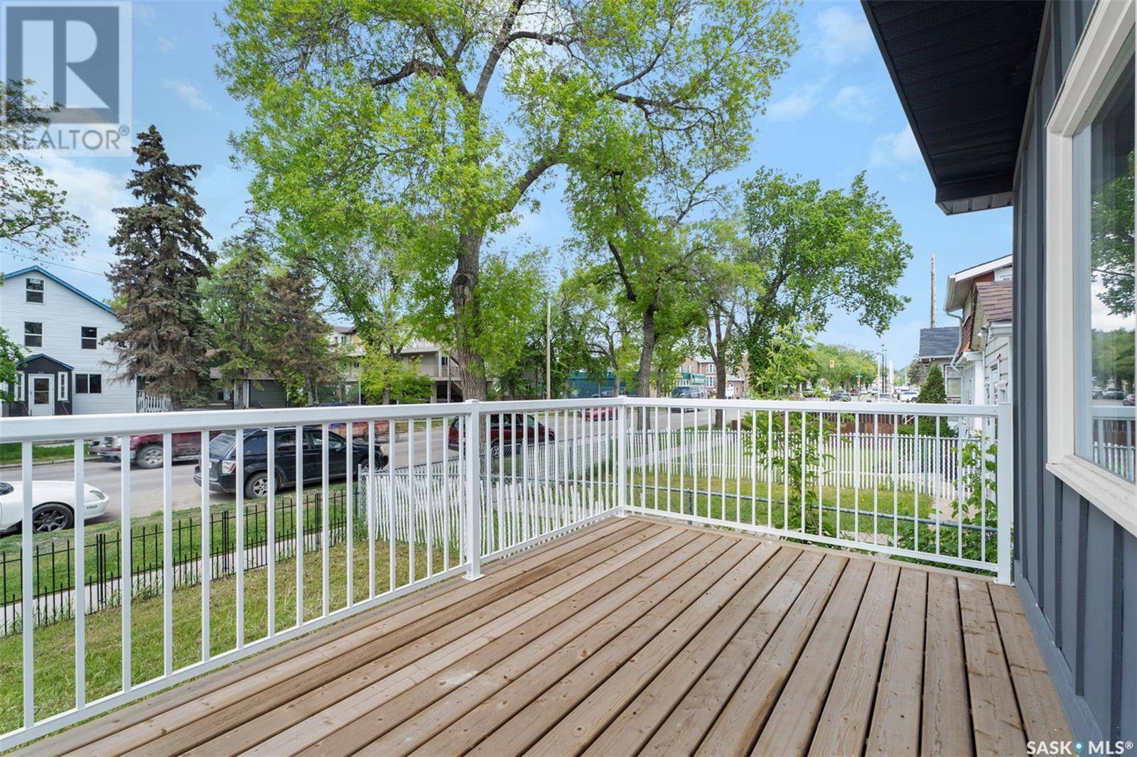 Saskatoon, SK S7M1W3,320 H AVENUE S