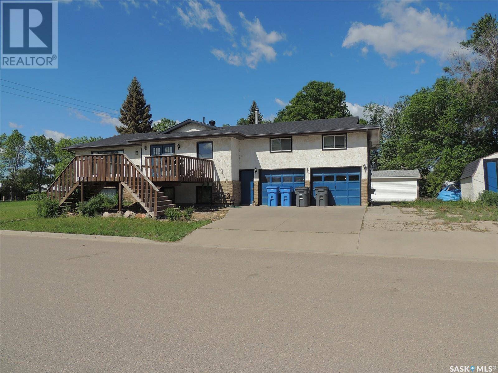 Estevan, SK S4A1L2,801 King STREET