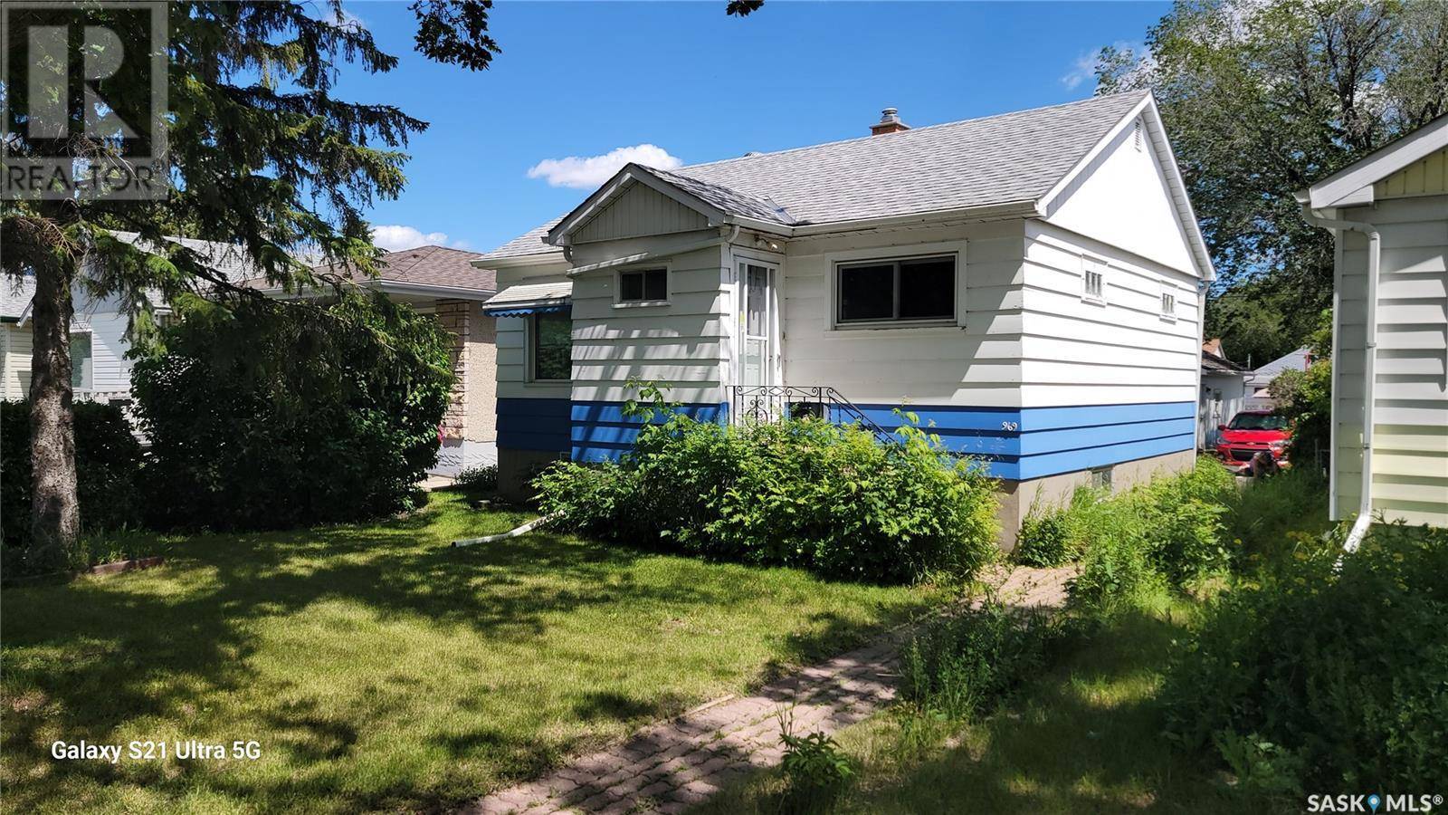 Regina, SK S4T3L7,969 Elphinstone STREET