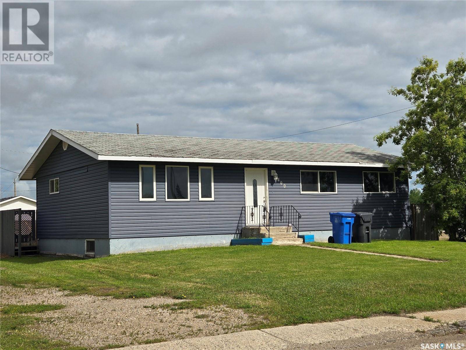 Stoughton, SK S0G4T0,400 Sullivan STREET