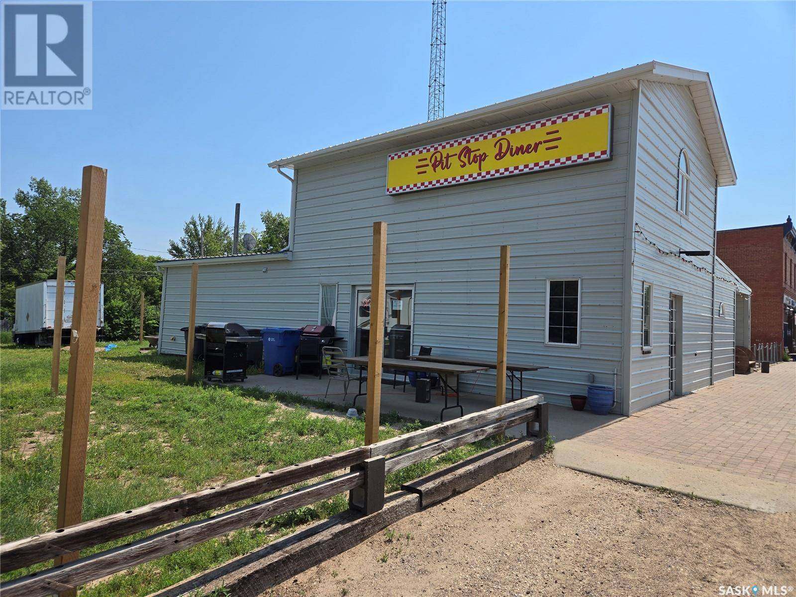 Mortlach, SK S0H3E0,111 Rose STREET