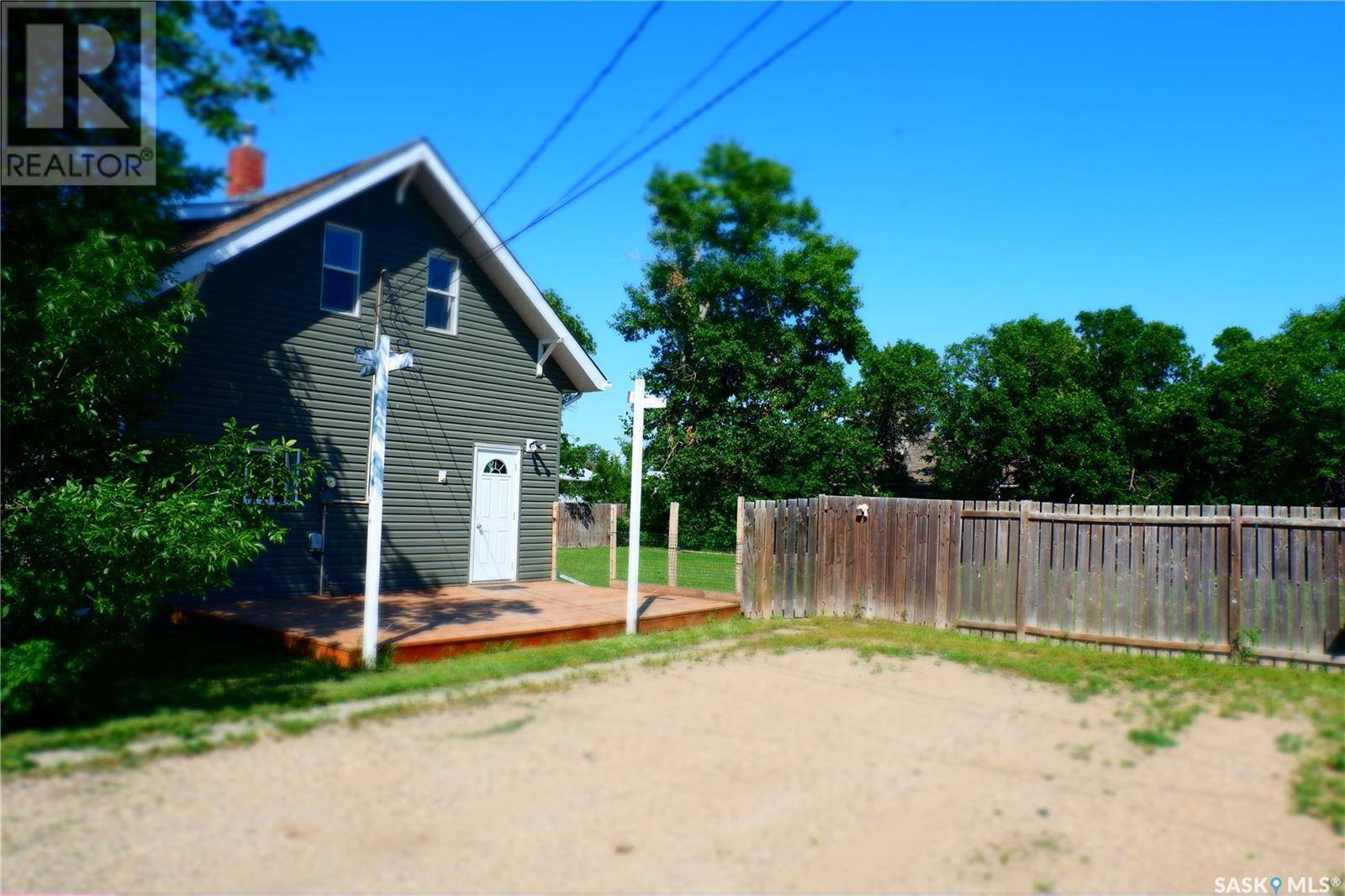 Assiniboia, SK S0H0B0,331 3rd AVENUE W