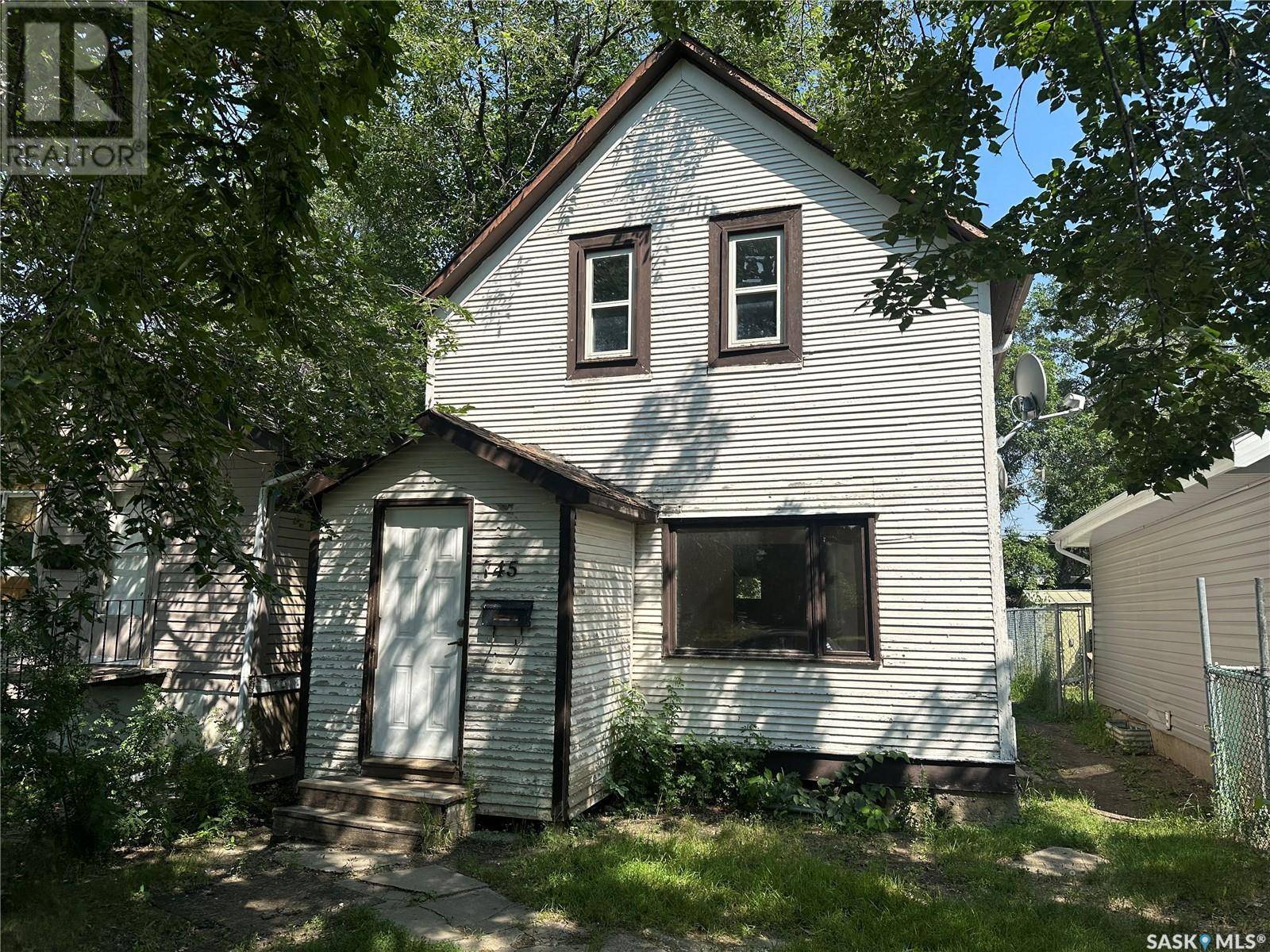 Regina, SK S4T3B4,745 Athol STREET