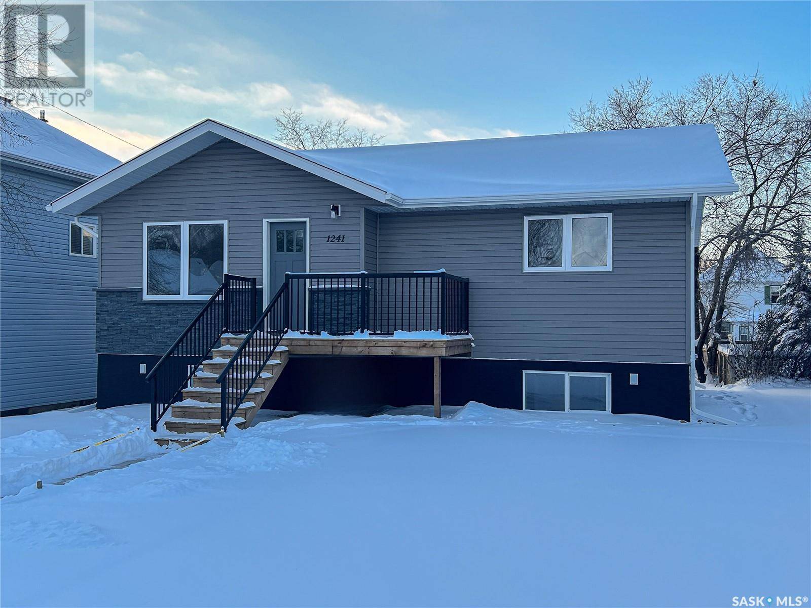 North Battleford, SK S9A0L8,1241 98th STREET