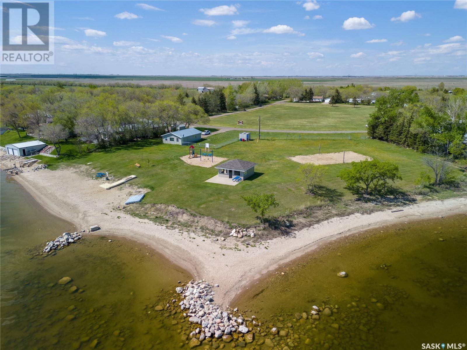 Alice Beach, SK S0G1C0,237 Amy AVENUE