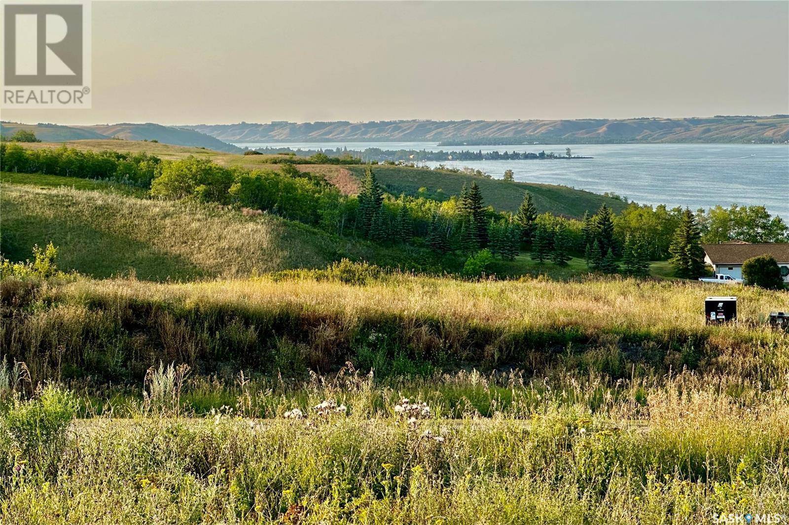 Katepwa Beach, SK S0G1S0,605 Berry Hills ROAD