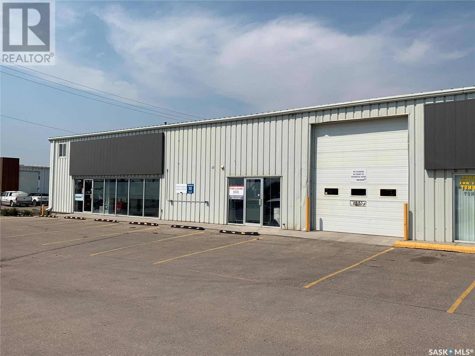 Saskatoon, SK S7K4K4,Bay B 720 51st STREET E