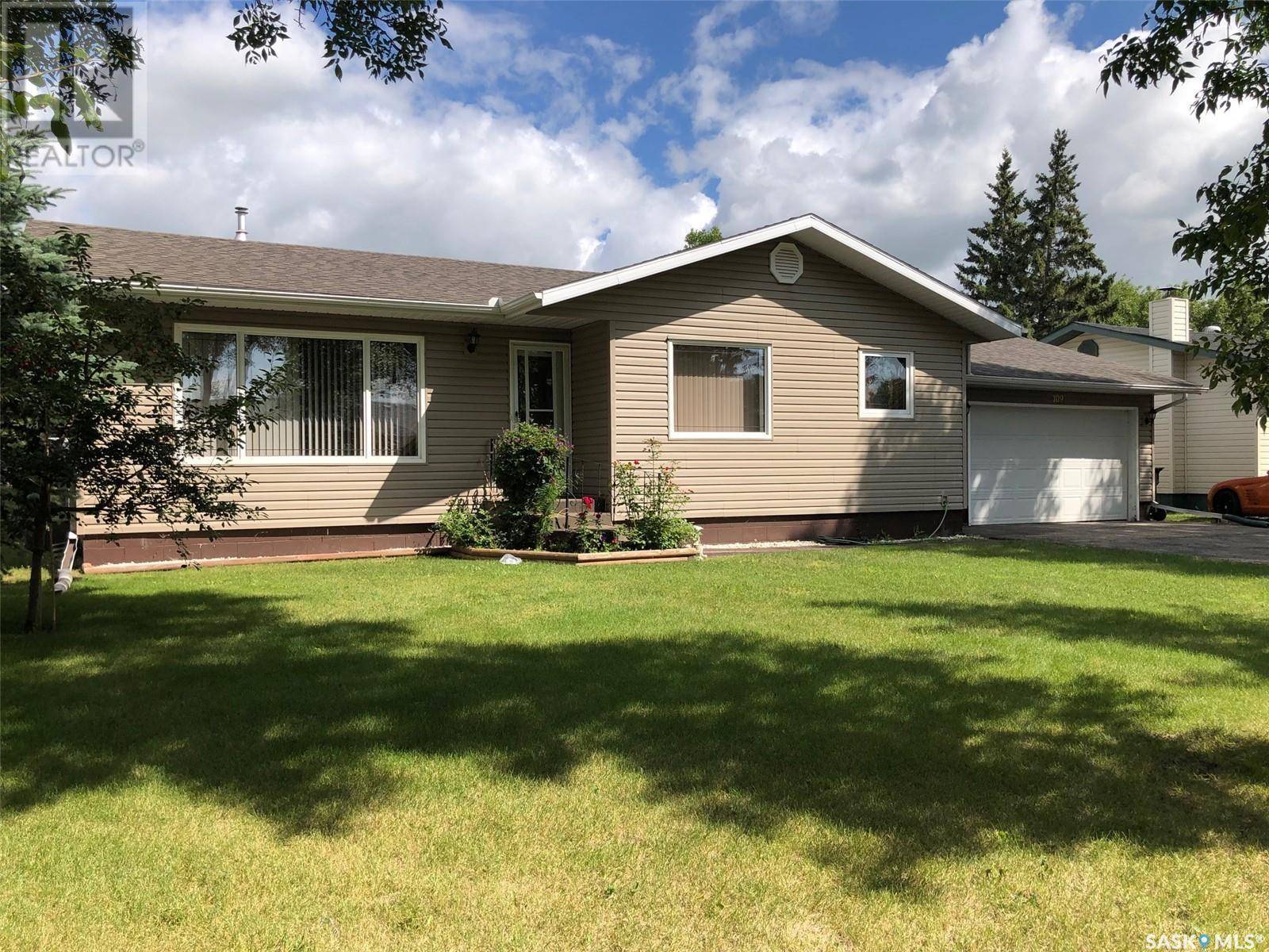 Canora, SK S0A0L0,109 Parker CRESCENT