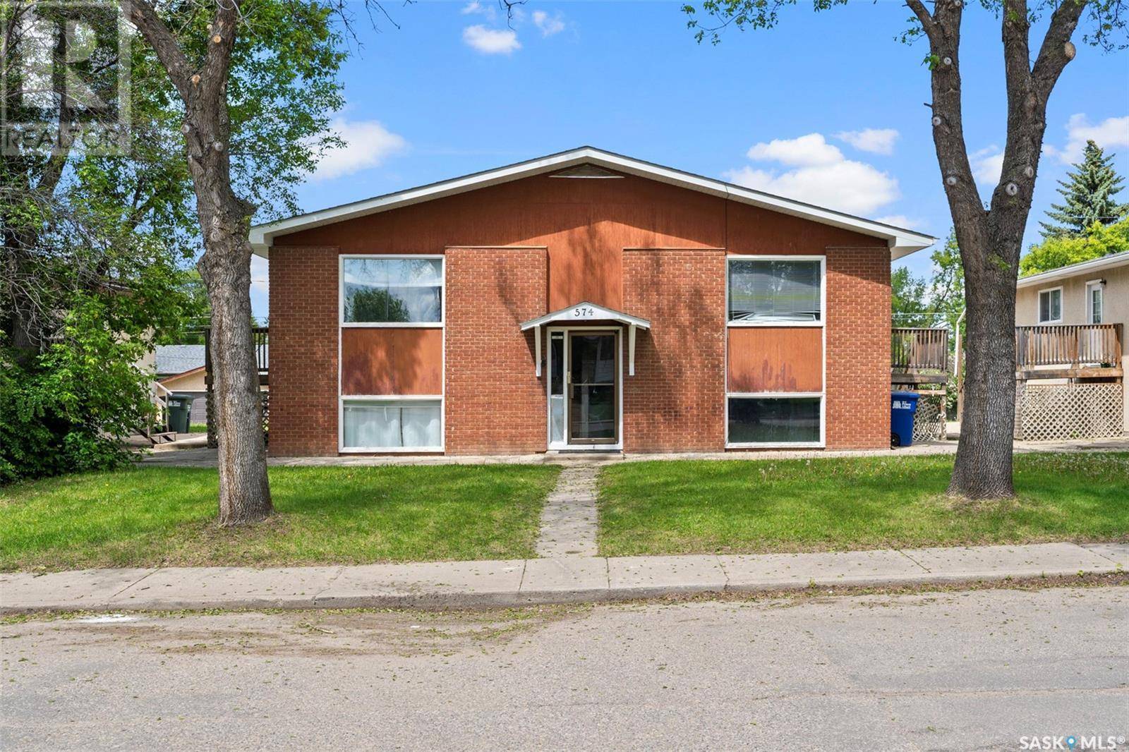 Prince Albert, SK S6V1V5,574 26th STREET E