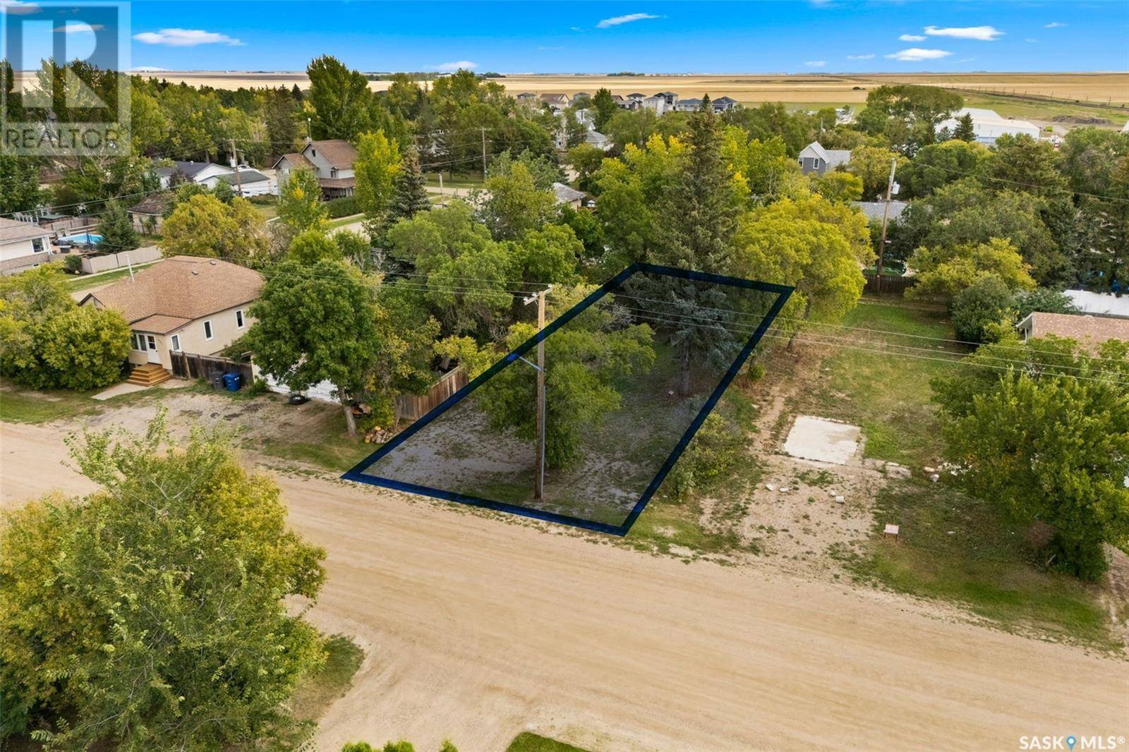 Pense, SK S0G3W0,307 Elder STREET