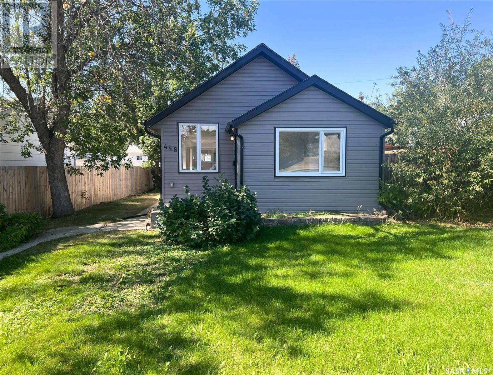 Swift Current, SK S9H2B6,448 1st AVENUE NE