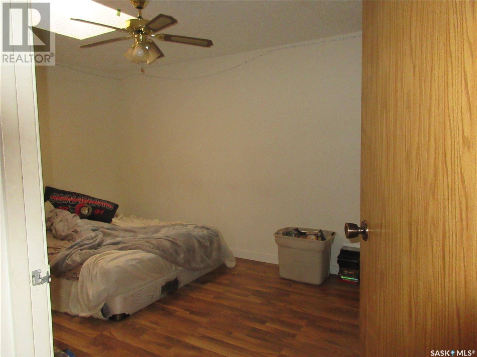 Regina, SK S4P4G9,404 2125 Osler STREET