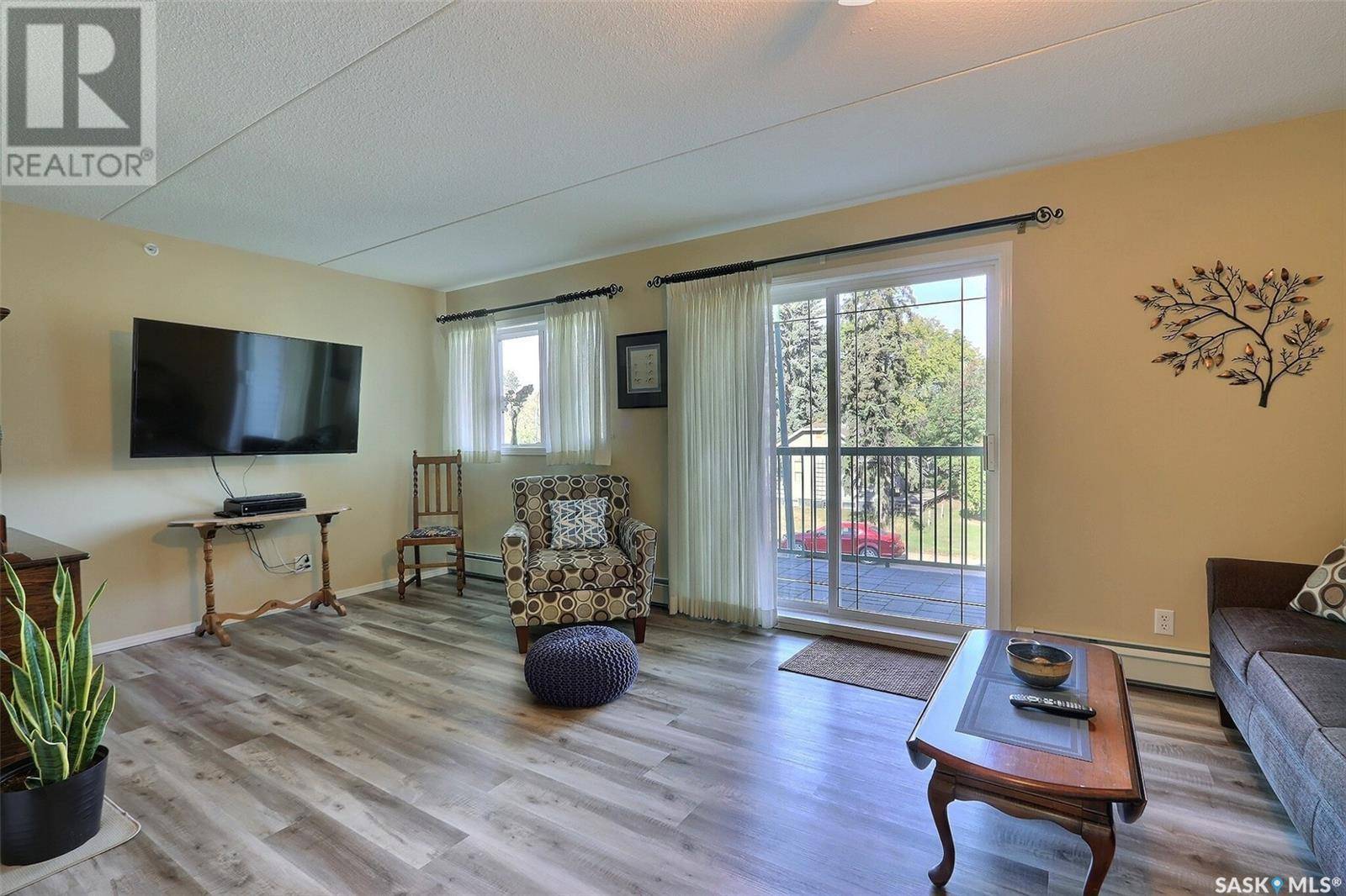 Prince Albert, SK S6V1T7,201 1 26th STREET E