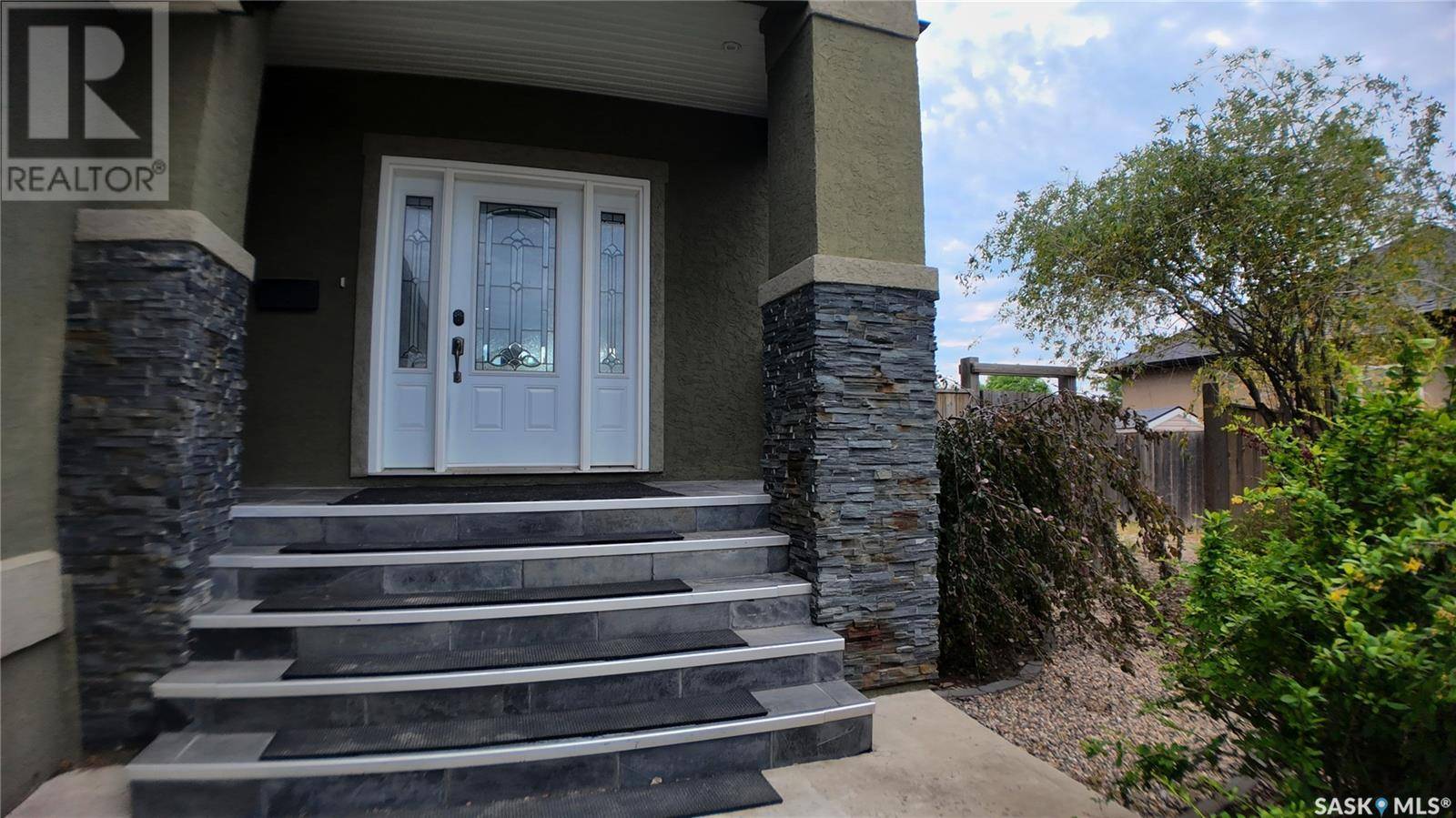 North Battleford, SK S9A3Y5,10304 Bunce CRESCENT