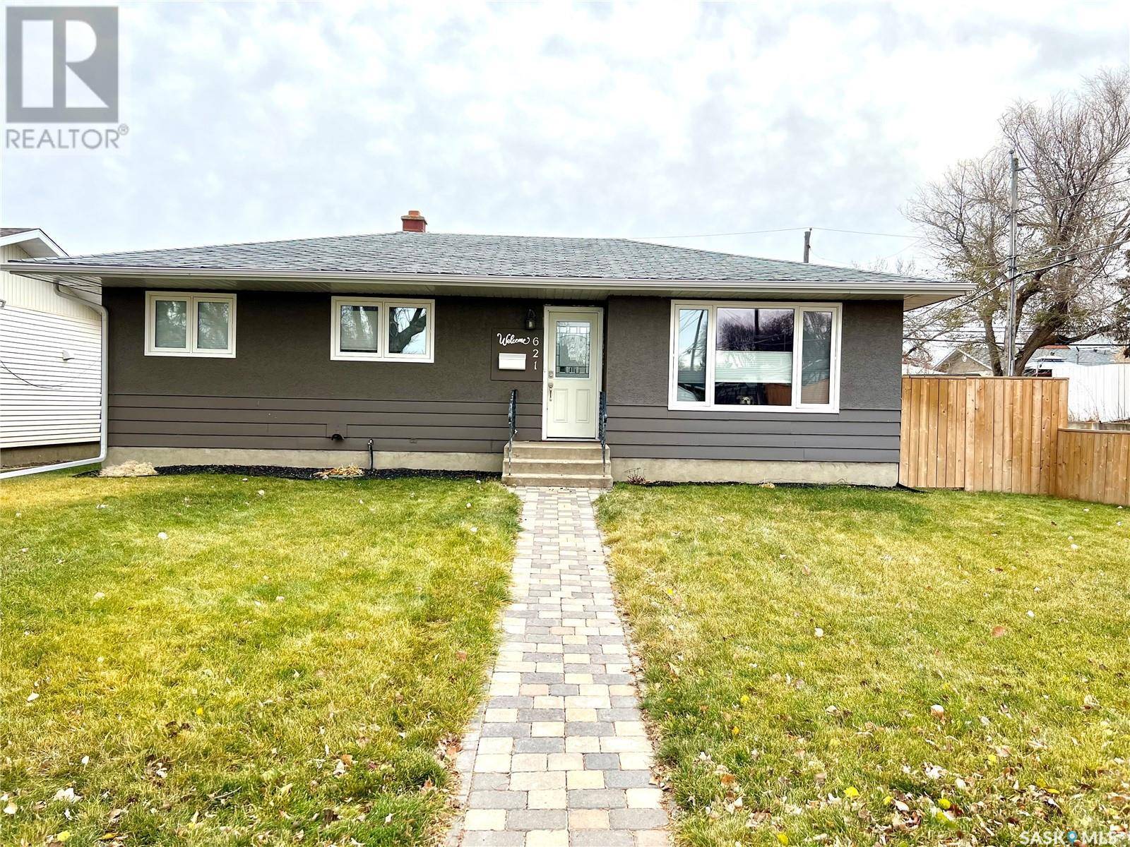 Swift Current, SK S9H3G7,621 Central AVENUE S