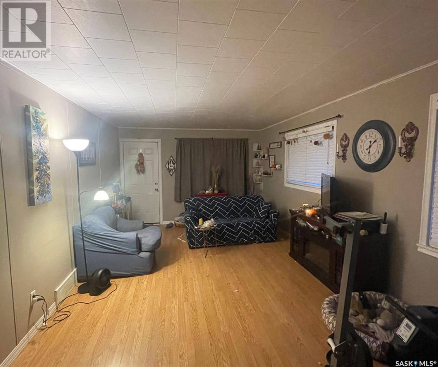 Meadow Lake, SK S9X1A8,608 3rd AVENUE W