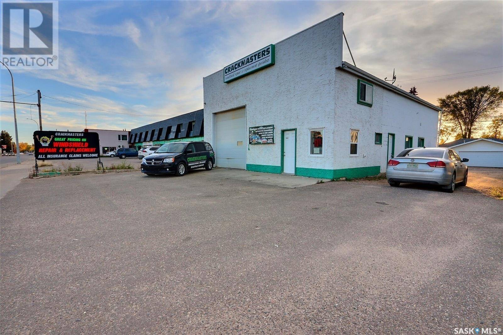 North Battleford, SK S9A0X1,1861 100th STREET