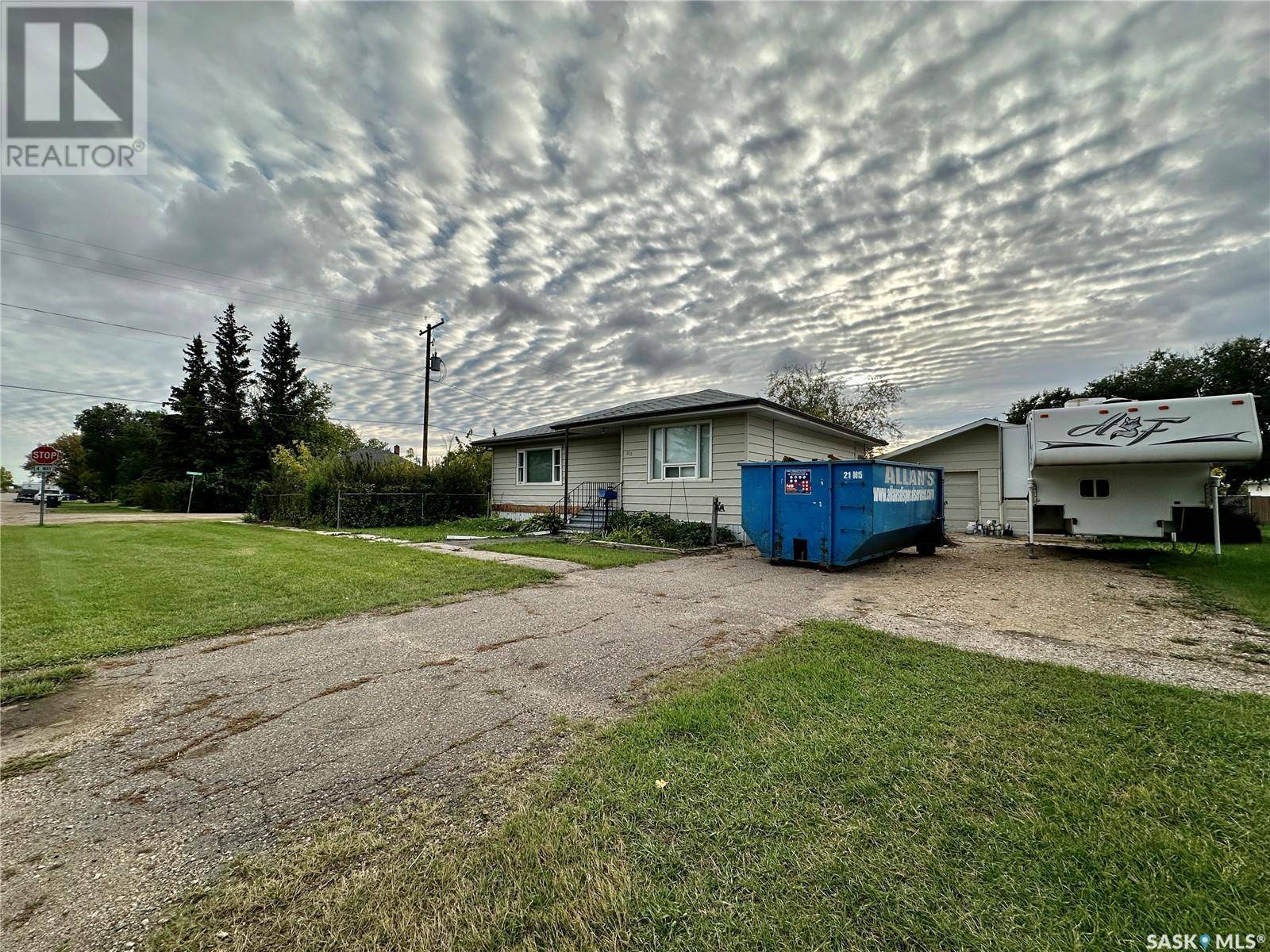 Aberdeen, SK S0K0A0,302 4th AVENUE