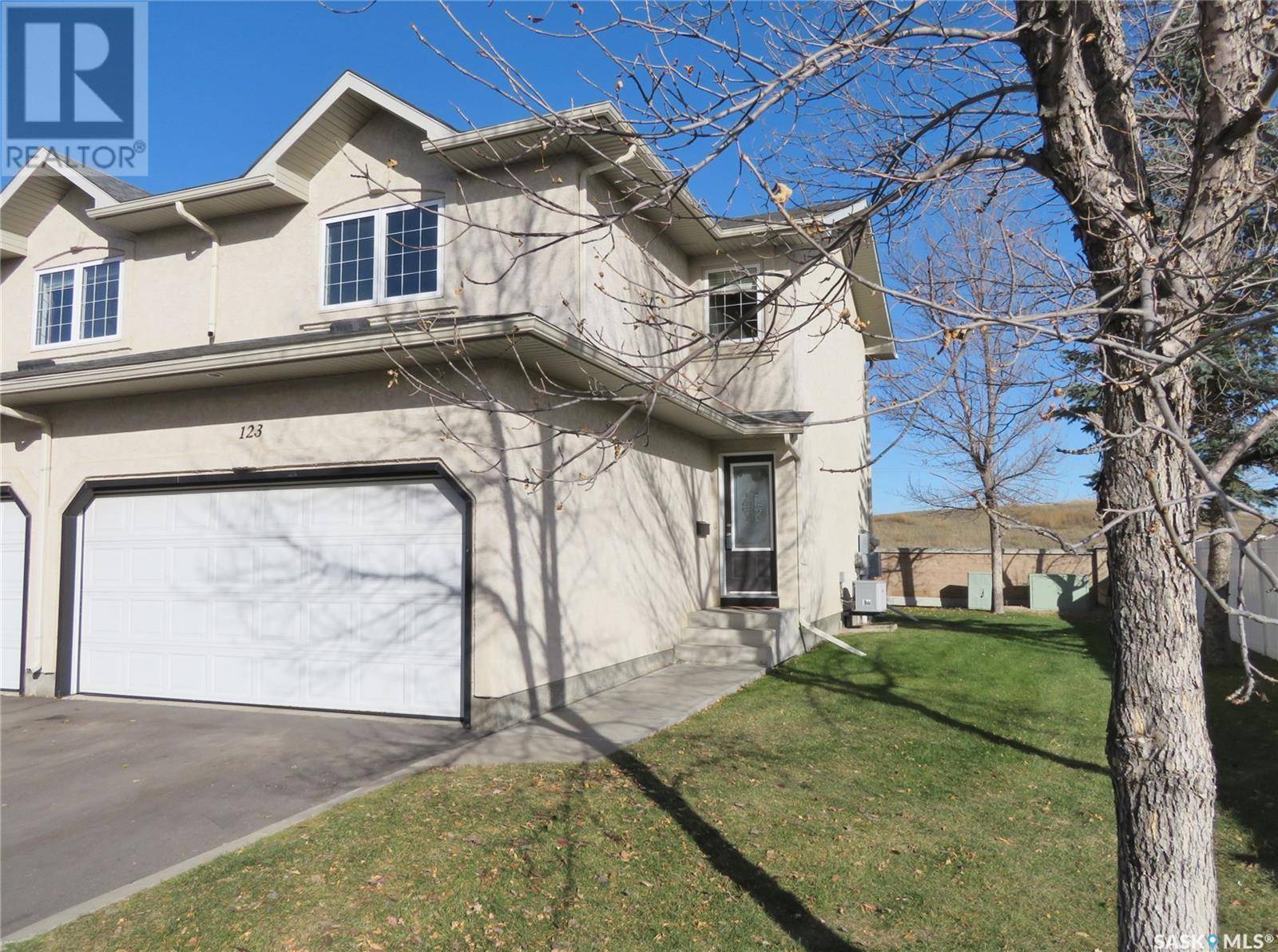 Saskatoon, SK S7V1J1,123 445 Bayfield CRESCENT