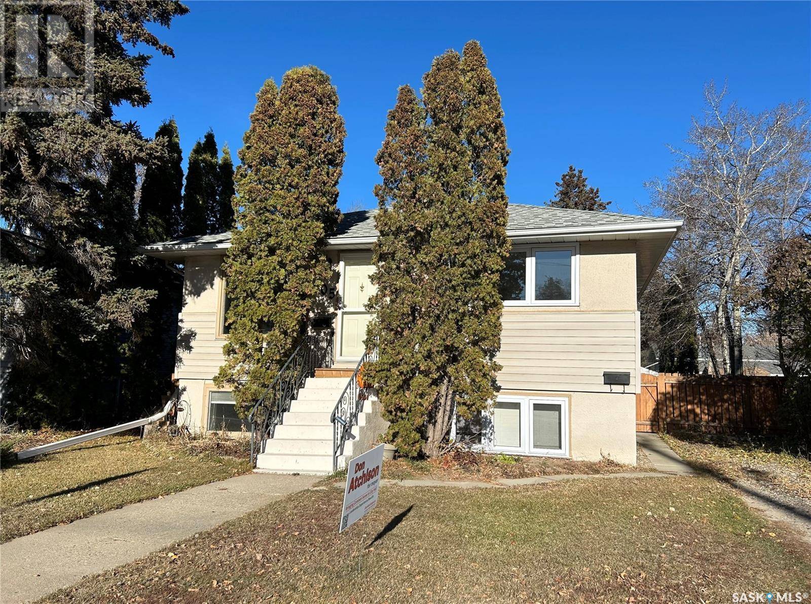 Saskatoon, SK S7J0L2,305 Ruth STREET E