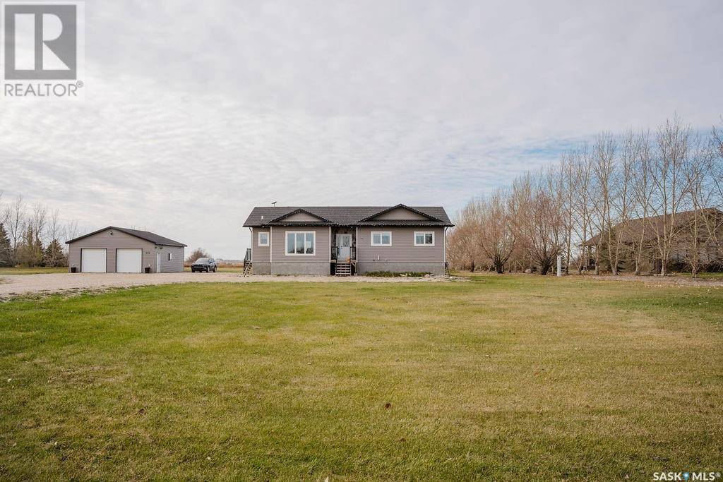 Wakaw, SK S0K4P0,555 Elevator ROAD