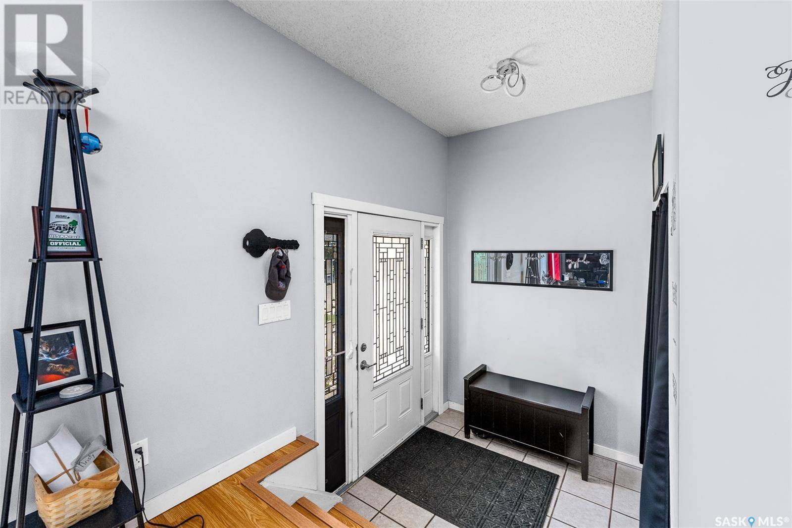 Moose Jaw, SK S6H6G5,1430 Hochelaga STREET W