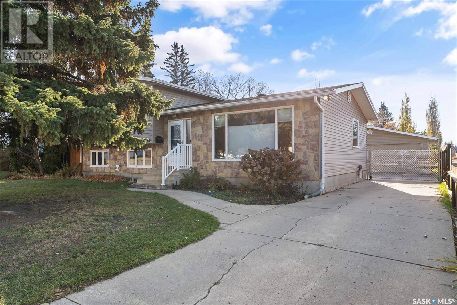 Saskatoon, SK S7L3W1,28 Malta CRESCENT