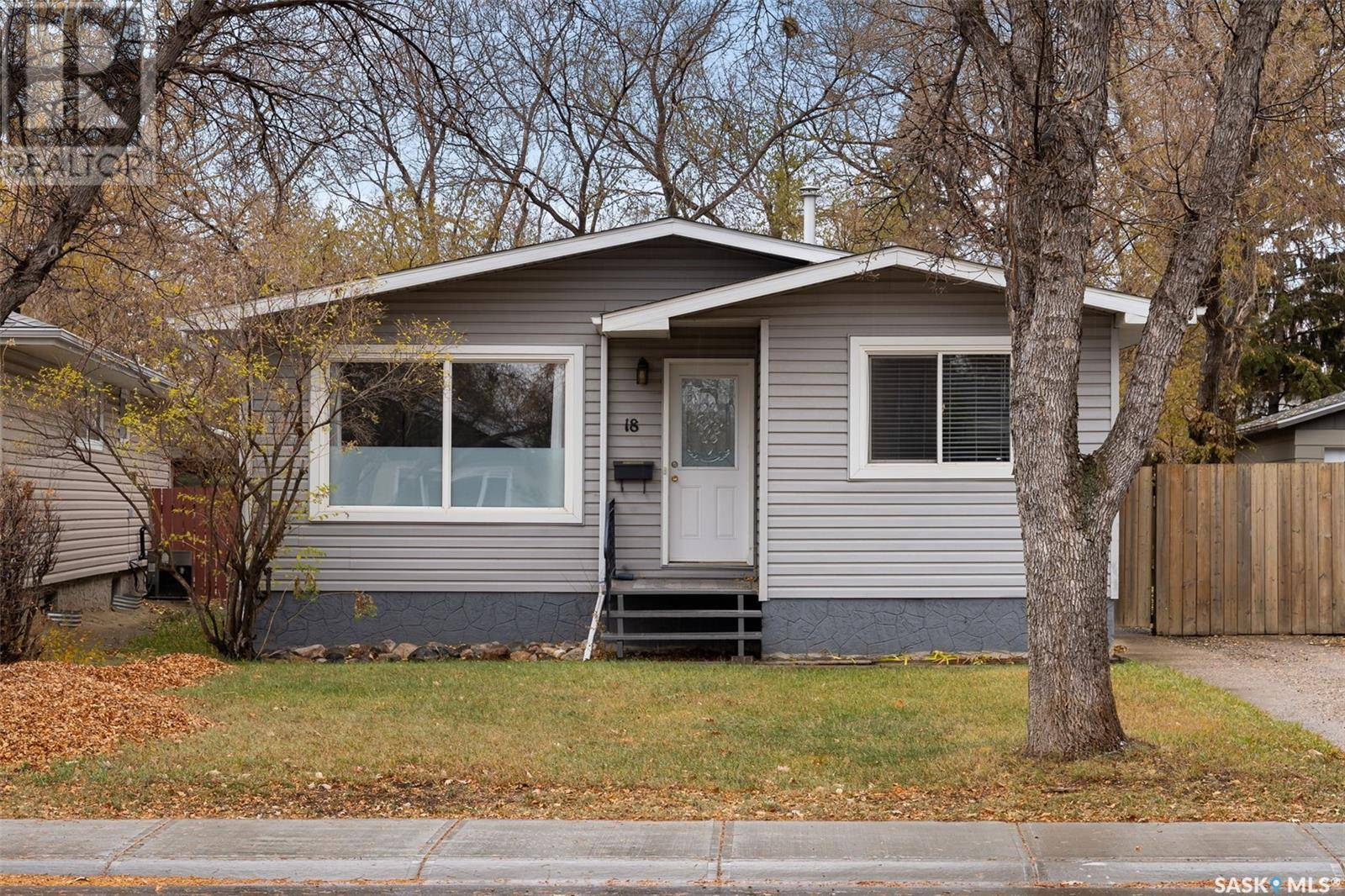 Regina, SK S4R6J6,18 BROCKELBANK CRESCENT