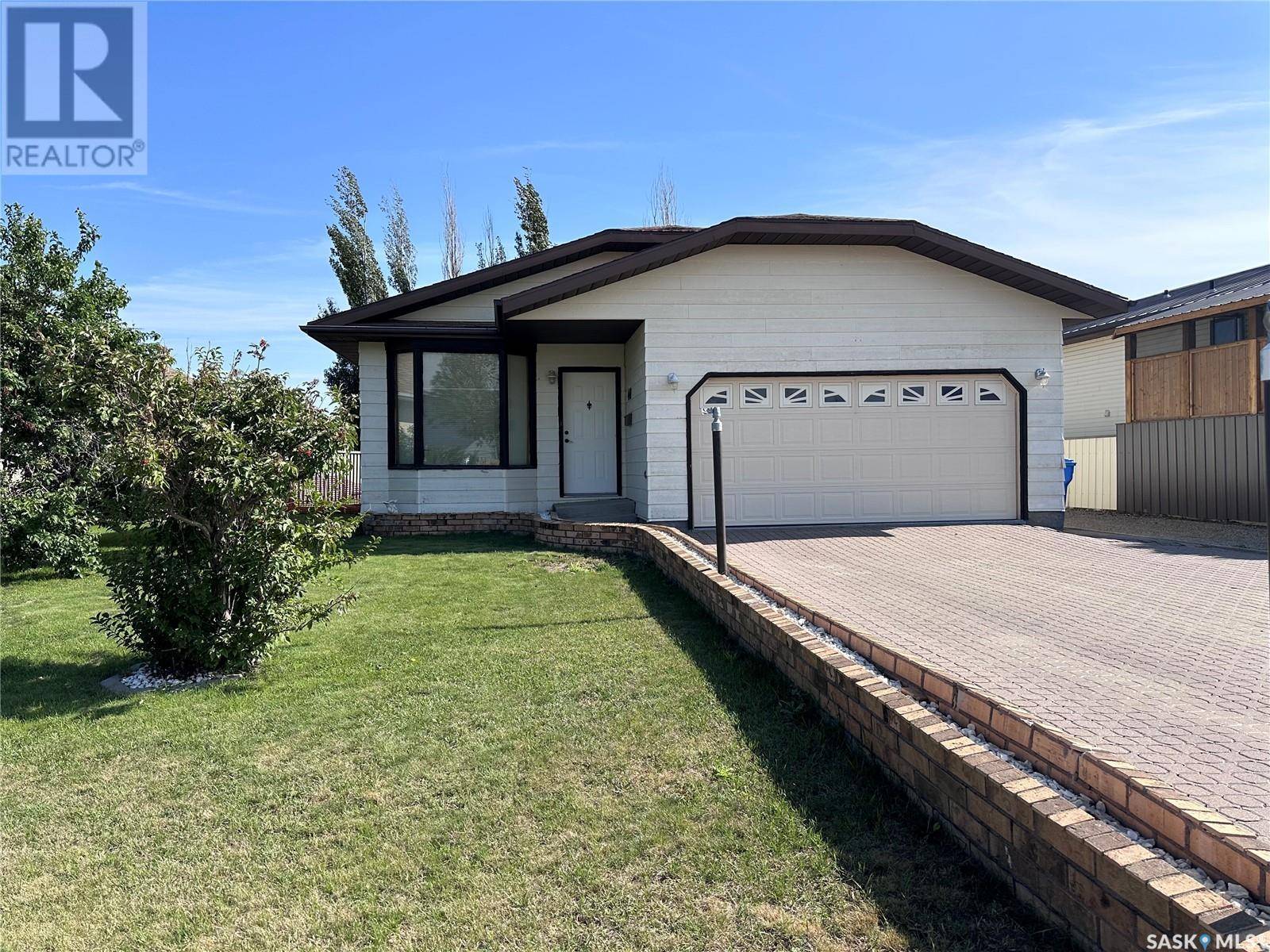 Estevan, SK S4A2P5,441 Petterson DRIVE