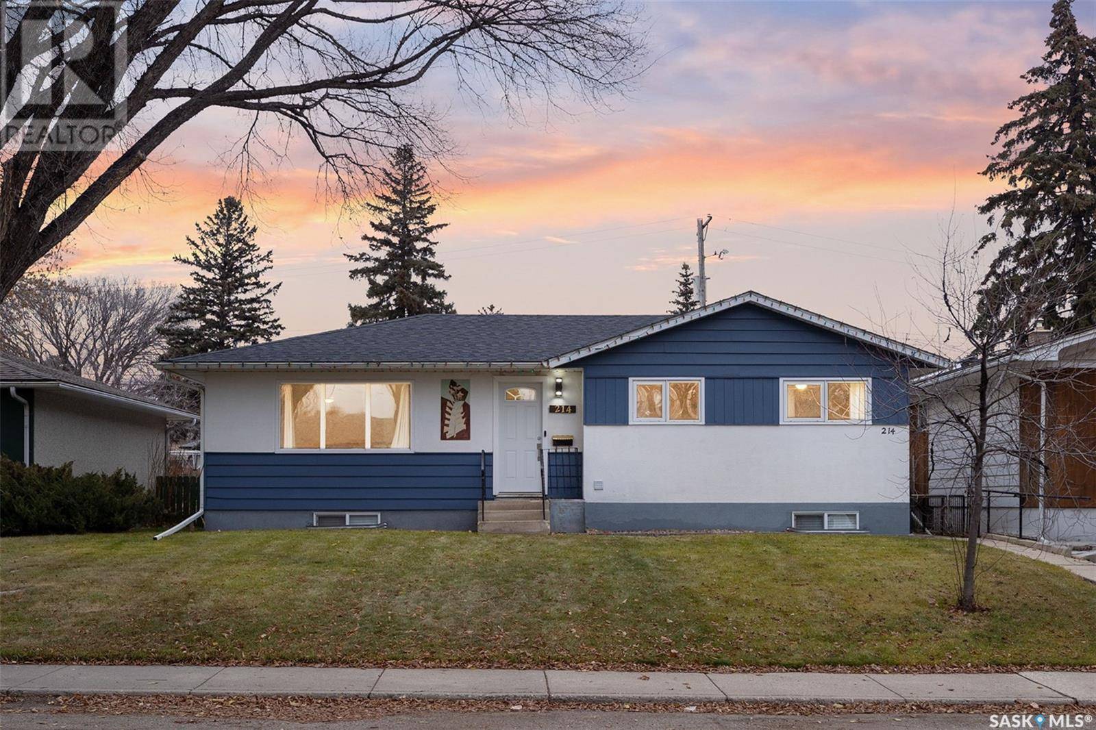 Saskatoon, SK S7L3V5,214 X AVENUE N