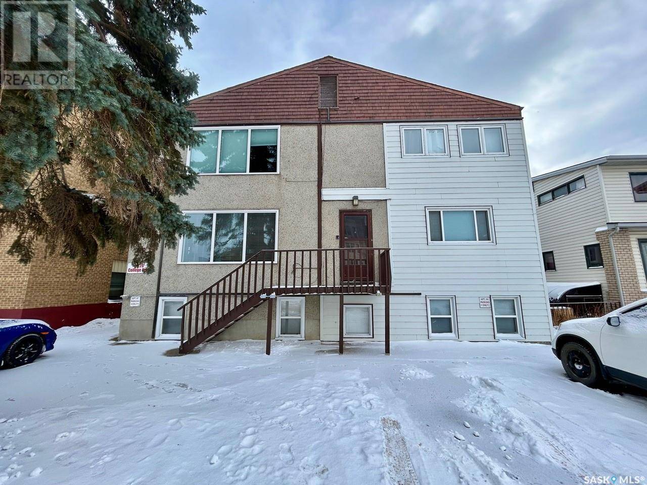 Saskatoon, SK S7N0W4,1226 College DRIVE