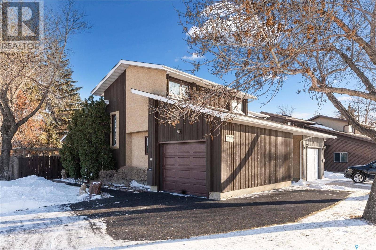 Saskatoon, SK S7K5H8,955 Coppermine CRESCENT