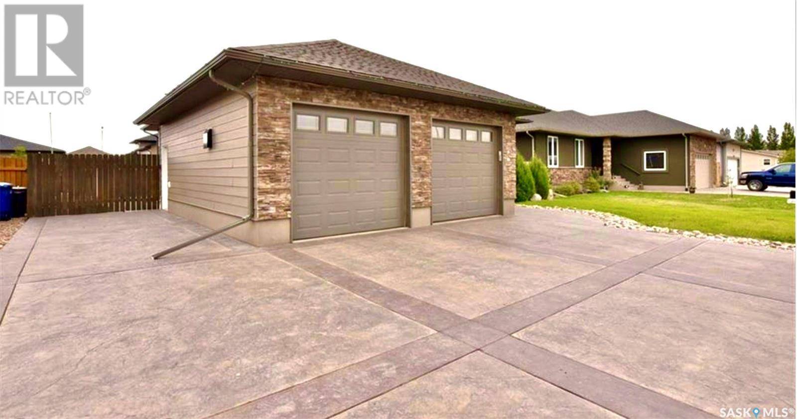 Moose Jaw, SK S6K1C5,10 Belmont CRESCENT