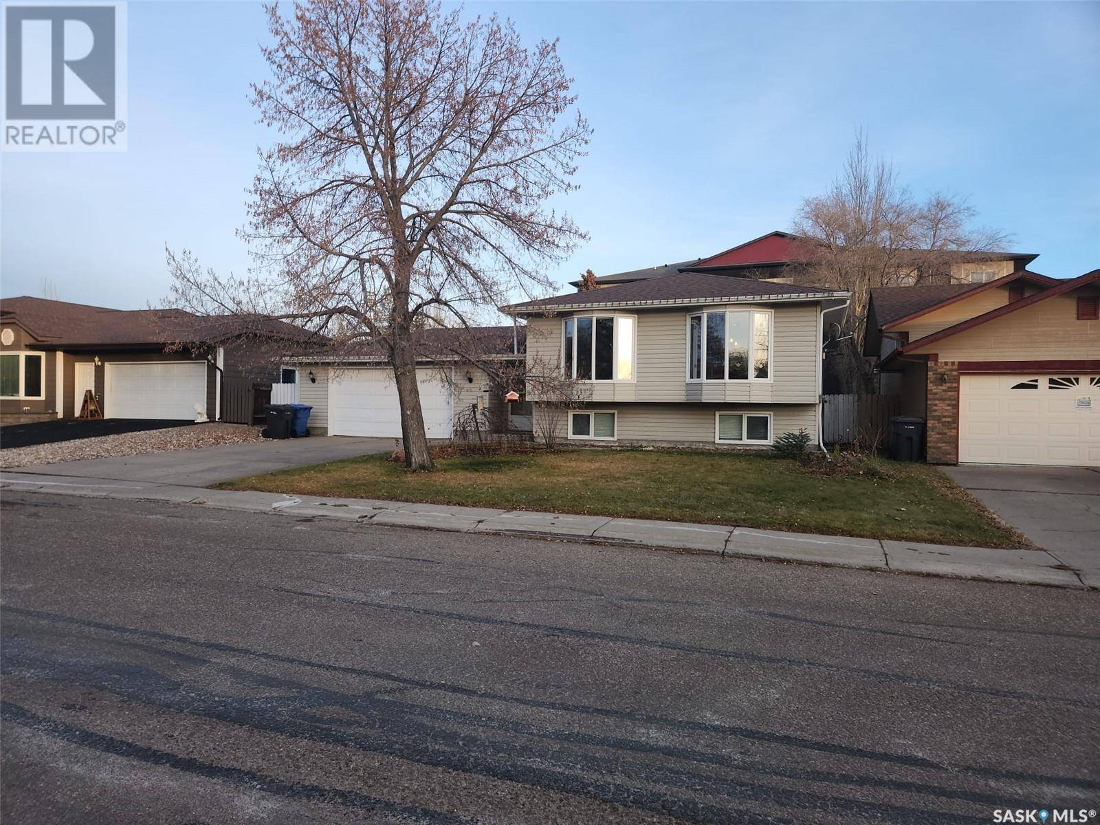 North Battleford, SK S9A3X8,2506 Cardinal CRESCENT