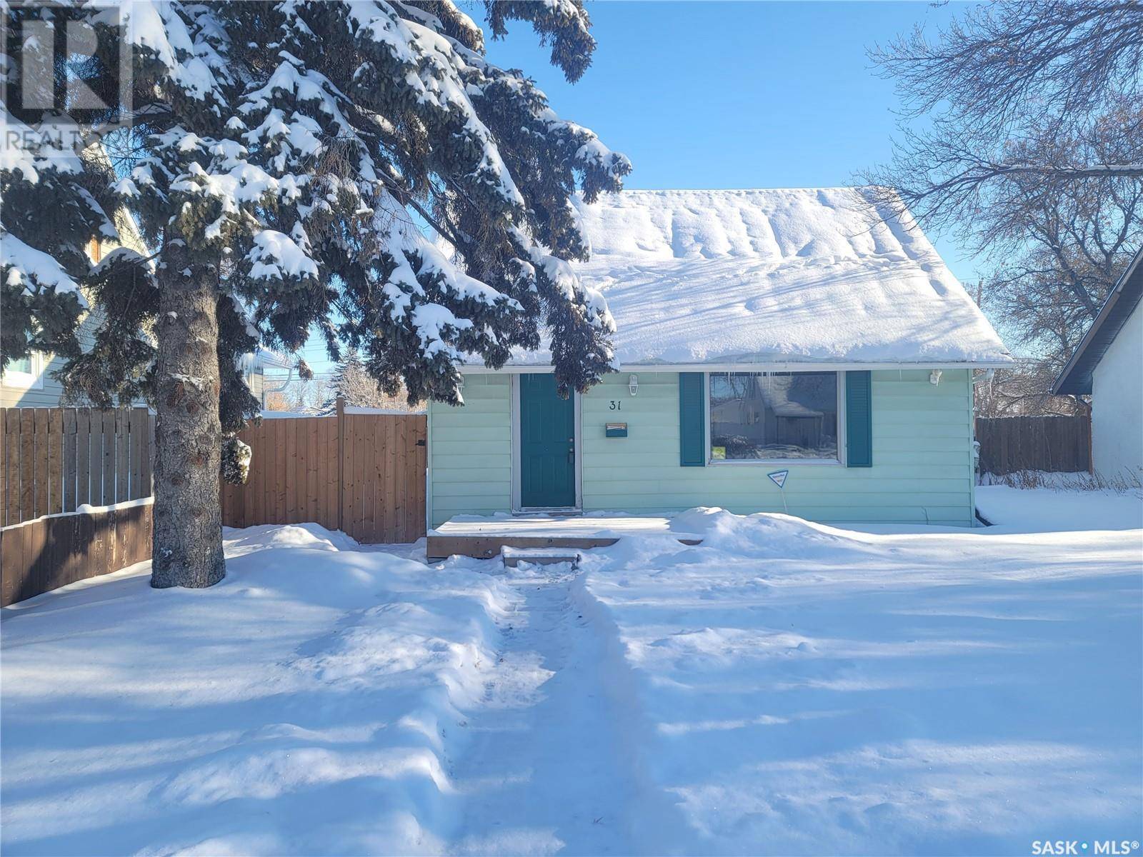 Regina, SK S4T5X3,31 Charles CRESCENT