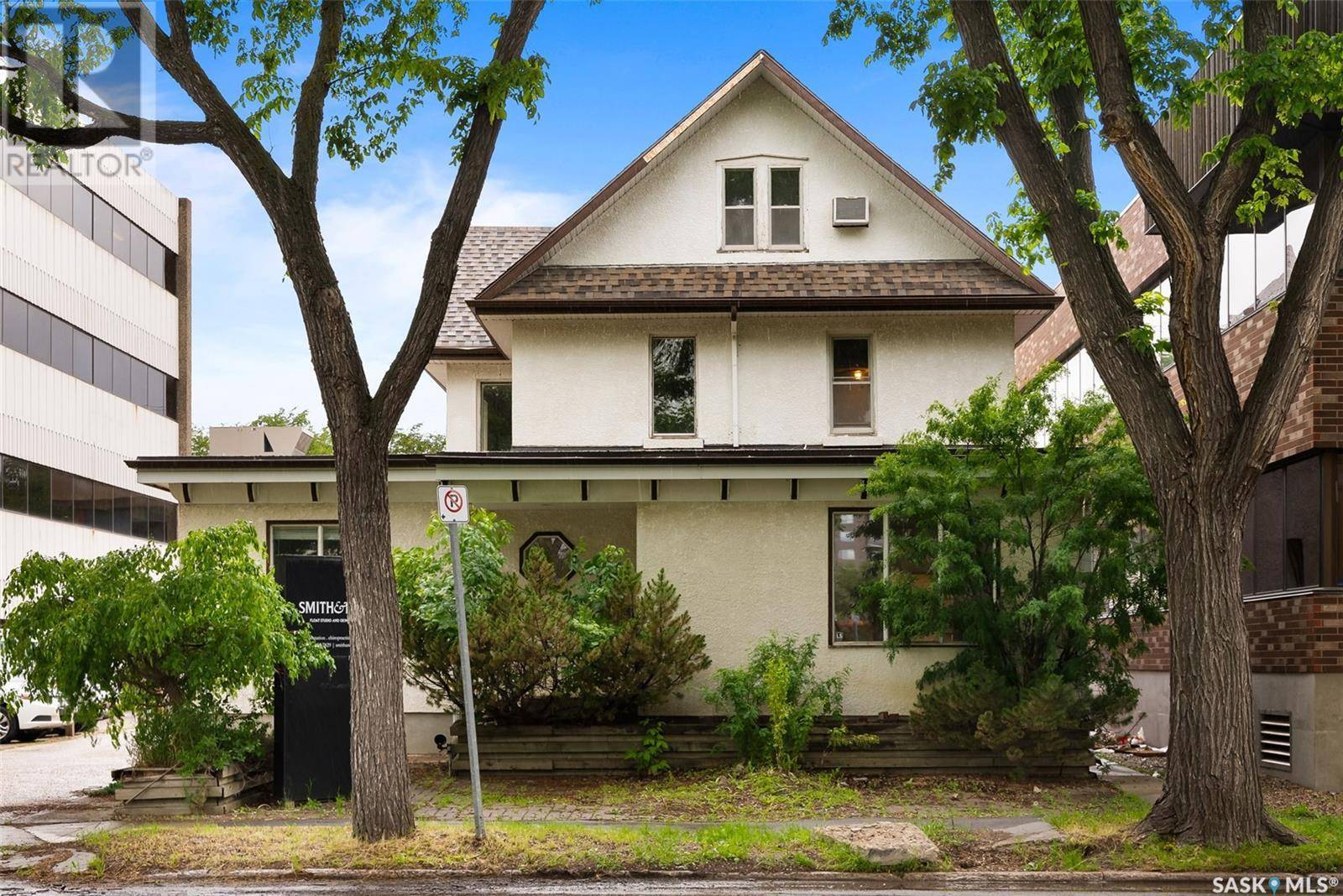 Regina, SK S4P2K5,2062 Cornwall STREET