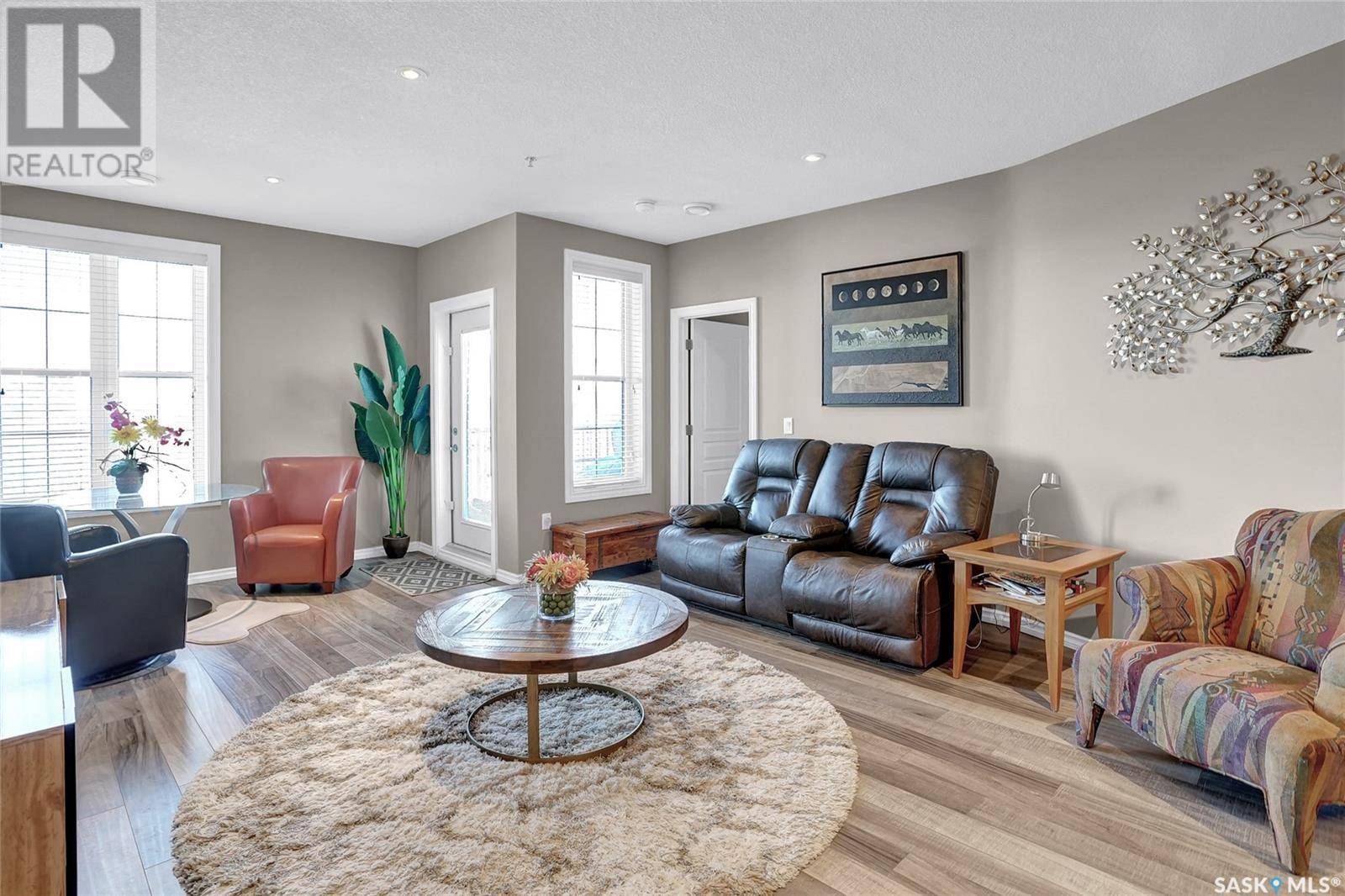 Regina, SK S4P0L9,303 1715 Badham BOULEVARD
