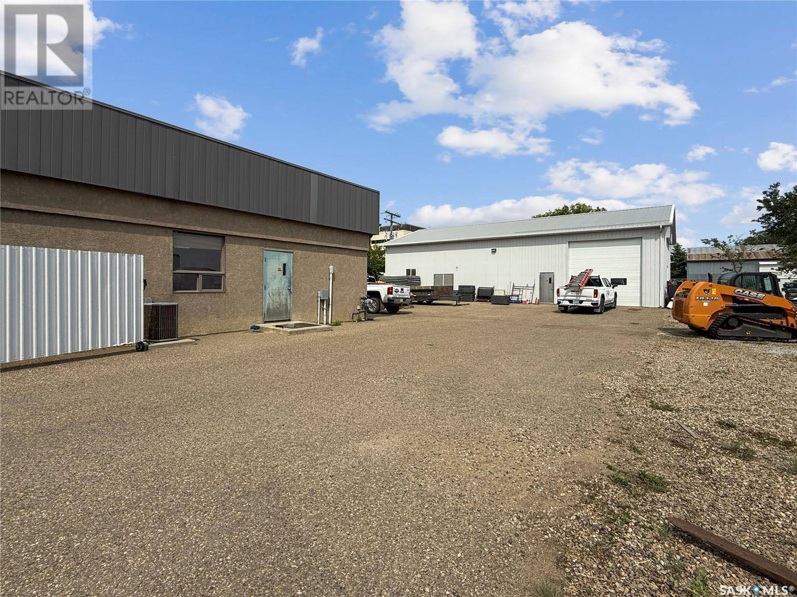 Swift Current, SK S9H4T4,37 5th AVENUE NW