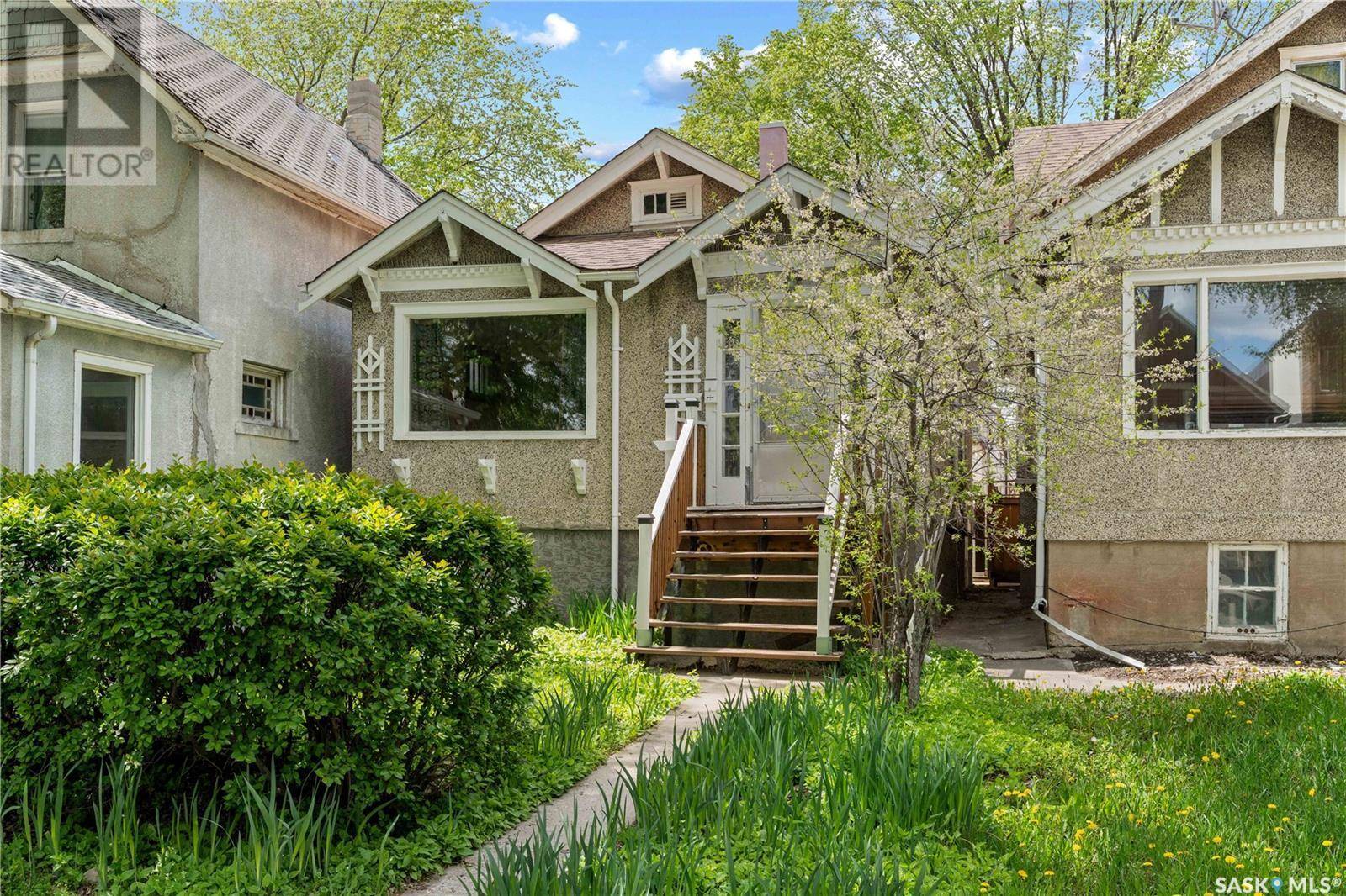 Regina, SK S4P1P2,1736 Ottawa STREET