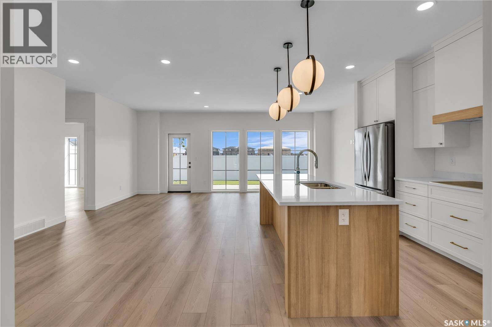 Saskatoon, SK S7V1X1,20 720 Brighton BOULEVARD