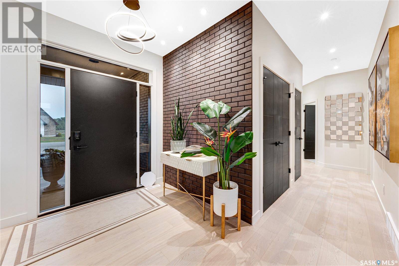 Corman Park Rm No. 344, SK S7T0Z8,225 Edgemont CRESCENT