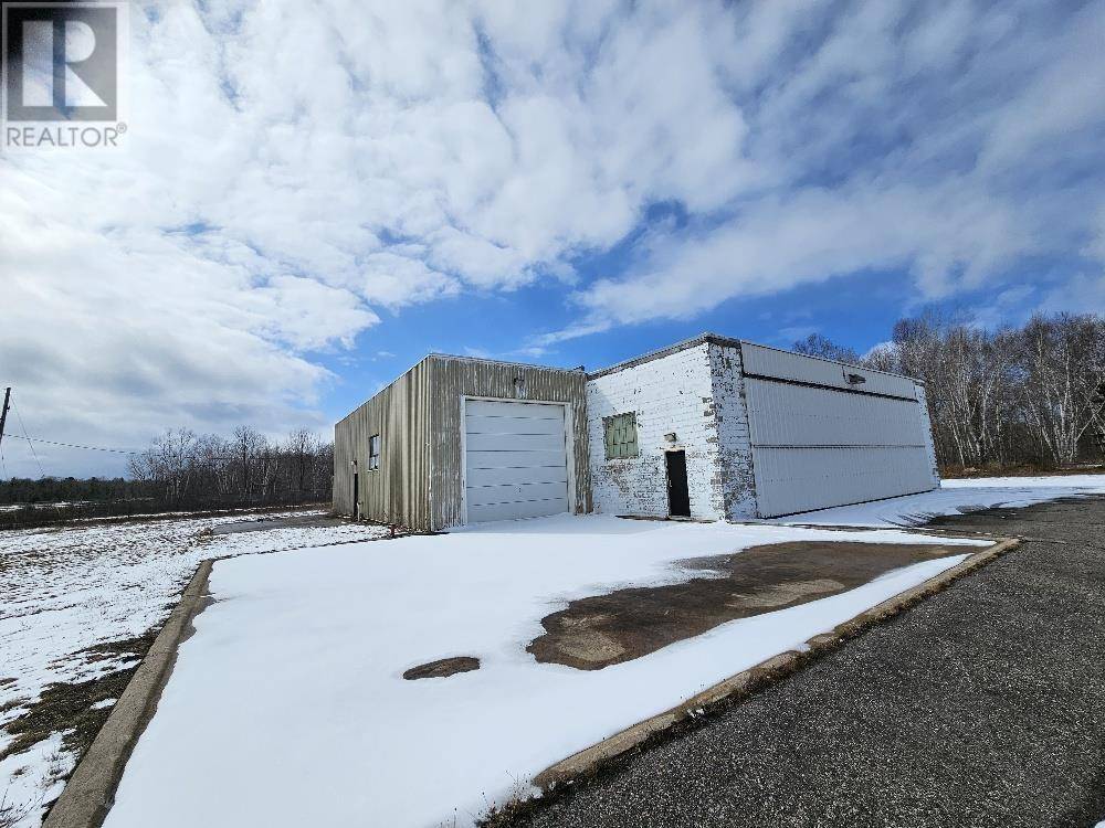 Sault Ste. Marie, ON P6A5K6,475 Airport RD|Private Airplane Hangar