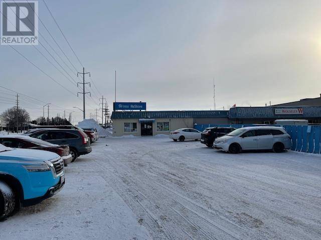 Sault Ste. Marie, ON P6B4J8,32 White Oak DR