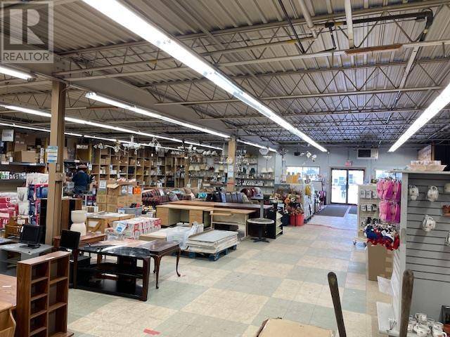 Sault Ste. Marie, ON P6B4J8,32 White Oak DR