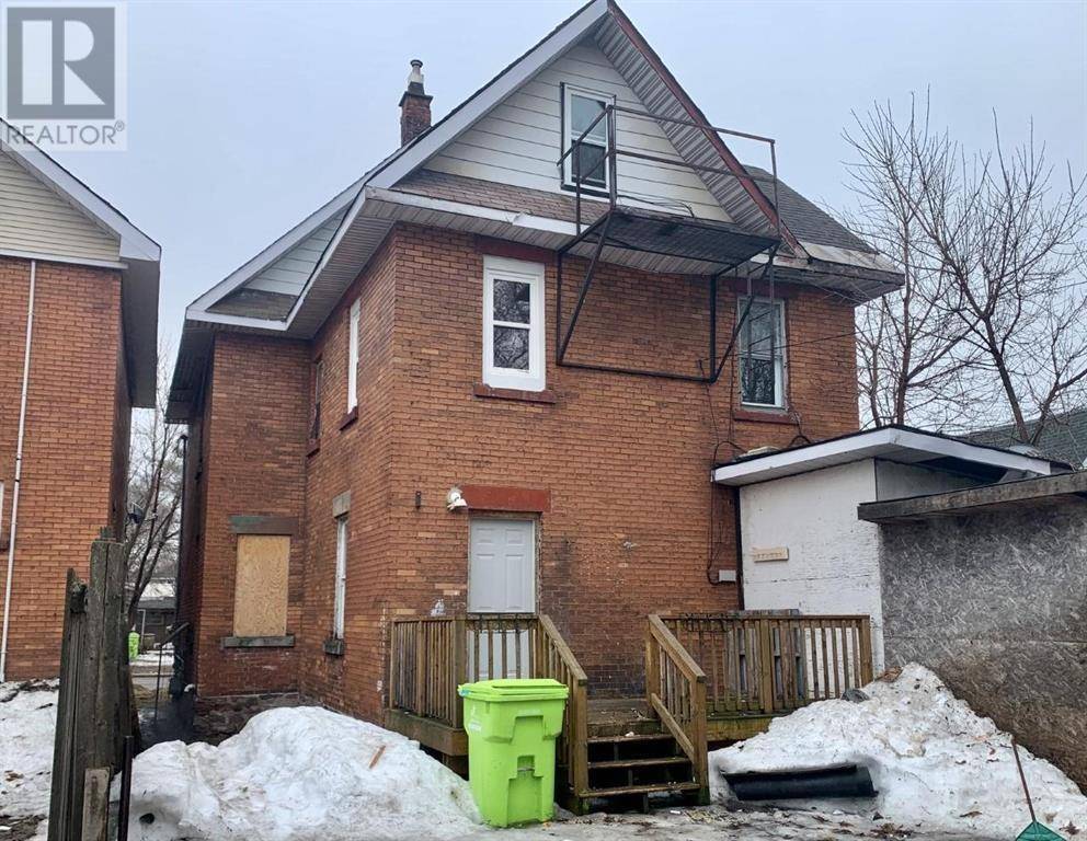 Sault Ste. Marie, ON P6A2W6,35 Hughes ST