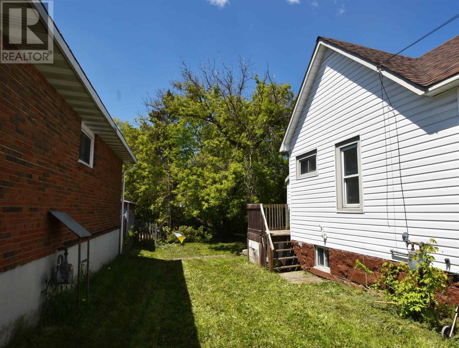 Sault Ste Marie, ON P6C3H6,499 Bush ST