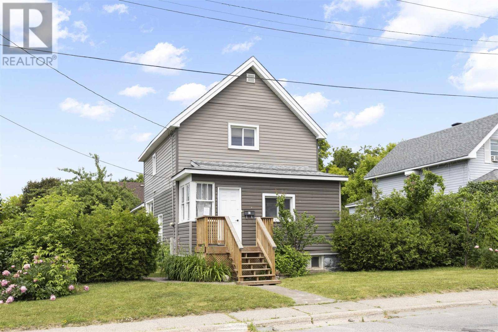 Sault Ste. Marie, ON P6B1V1,41 Wilcox AVE