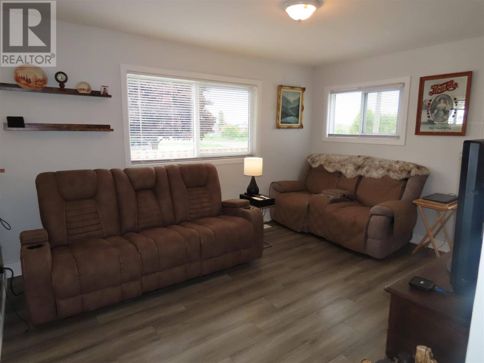 Sault Ste Marie, ON P6B2C7,20 Chestnut ST