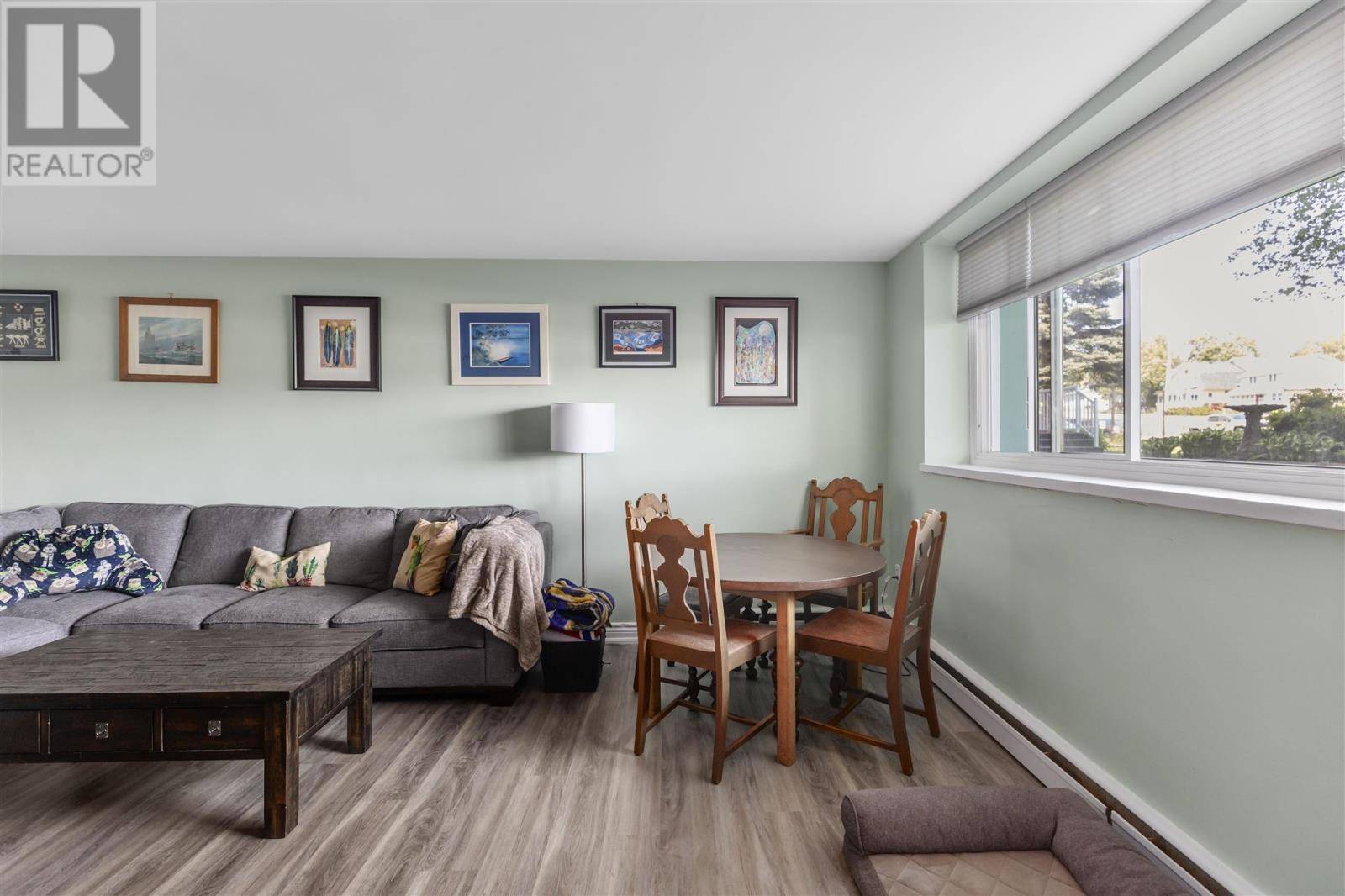 Sault Ste. Marie, ON P6A3Y3,99 Pine ST # 5