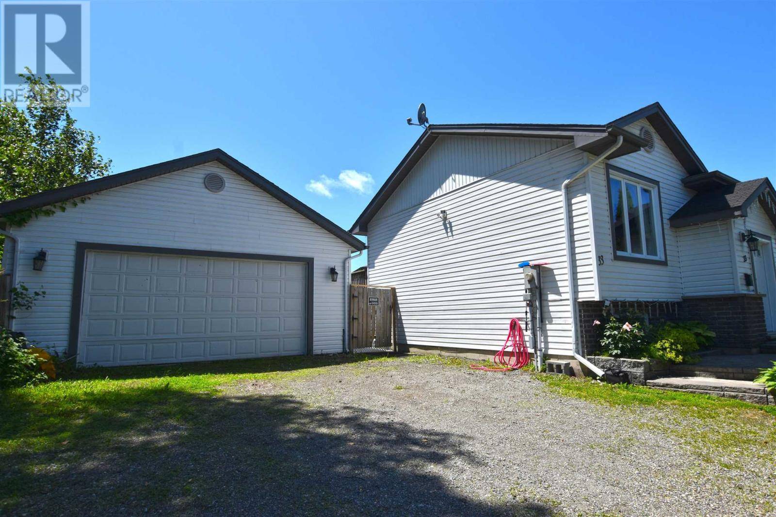 Sault Ste. Marie, ON P6A6X5,33 Muriel DR
